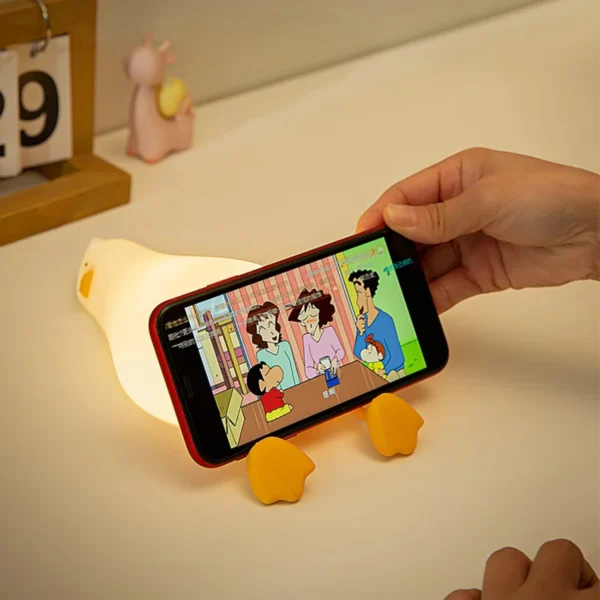 New Adorable and Cute Rechargeable Silicone Duck-Shaped Night Light for Kids' Bedtime - Perfect Soft Lamp - Lovely Portable Deco - Image 7